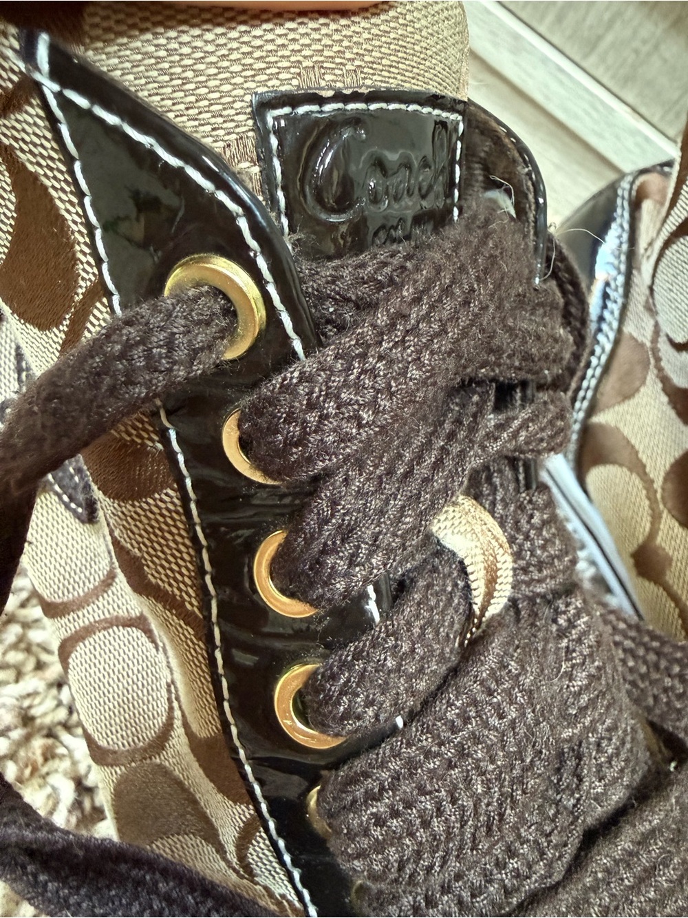 Coach- Bendi High Top Sneakers- Patent gloss accents (ladies 9.5)EUC - Picture 12 of 13